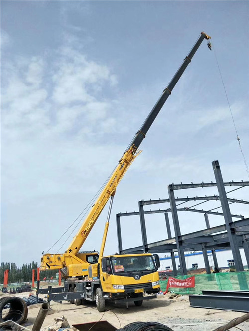 乐至县超高层建筑钢结构吊装案例